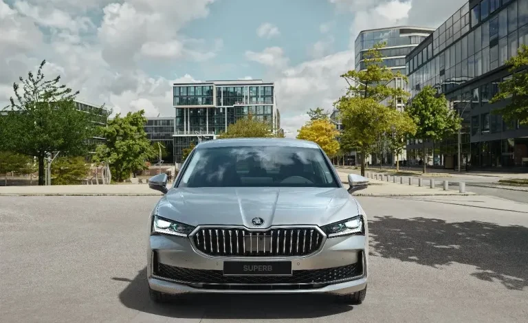 “Škoda Superb 2025”