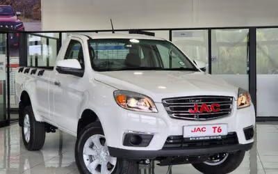 JAC T6 في معرض الأهرام للنقل 2026