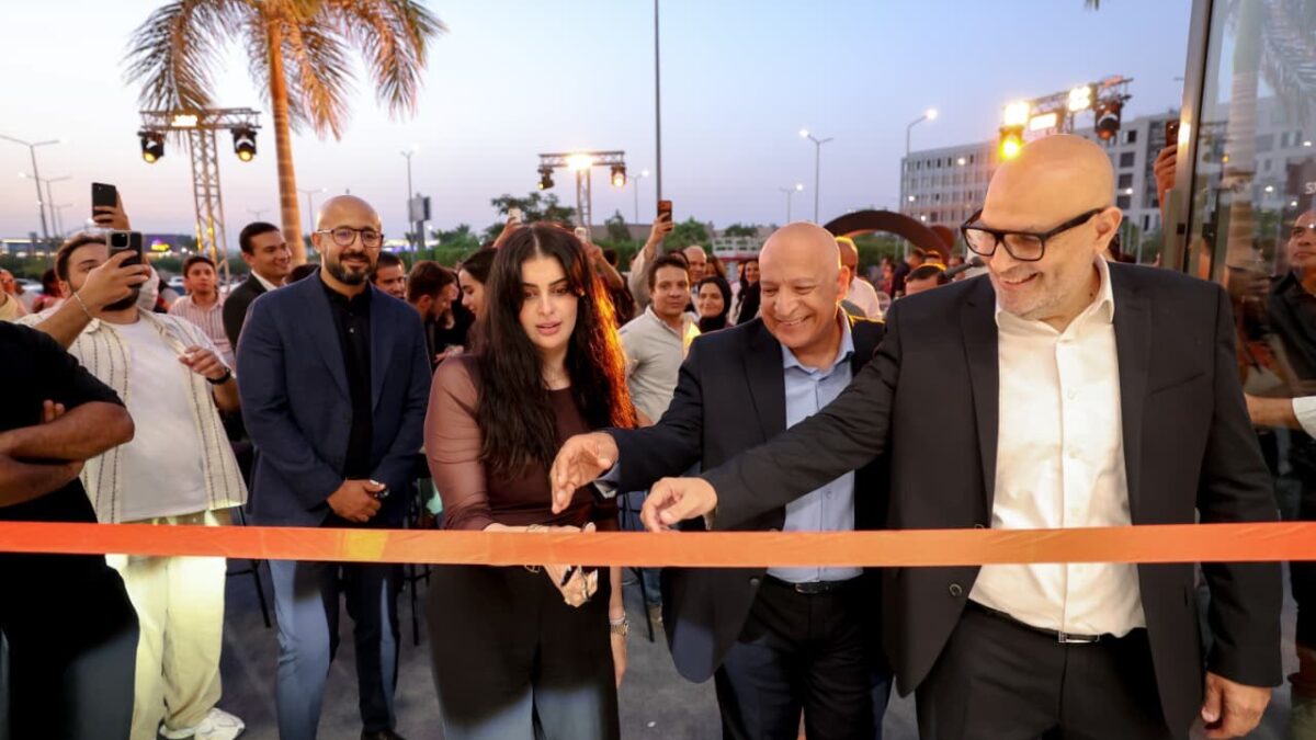 قصراوي جروب تفتتح صالة عرض جديدة لسيارات AVATR بالتعاون مع Sparkd-EV