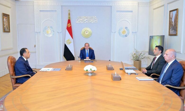 رئيس الجمهورية يتابع خطة توطين صناعة السيارات