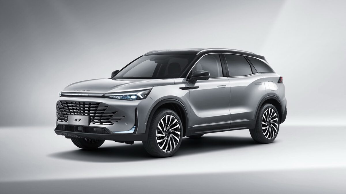 BAIC X7