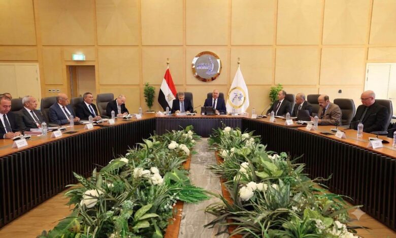 وزير النقل خلال اجتماع أعمال الجمعية العمومية العادية وغير العادية لشركة قناة السويس لتنمية الموانئ البحرية